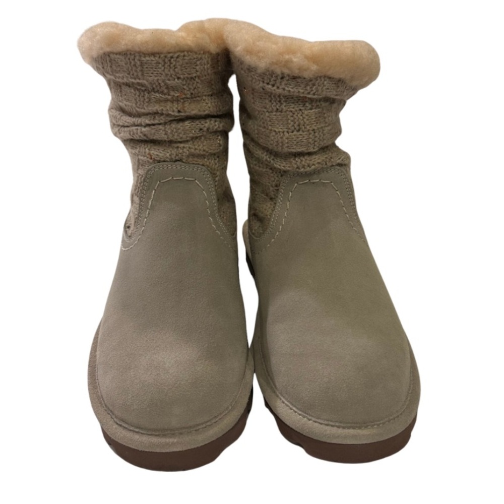 Virginia Winter White Bearpaw Boots Size 9